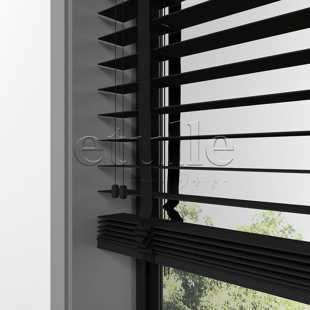 63 MM BASSWOOD Black Ahşap Jaluzi