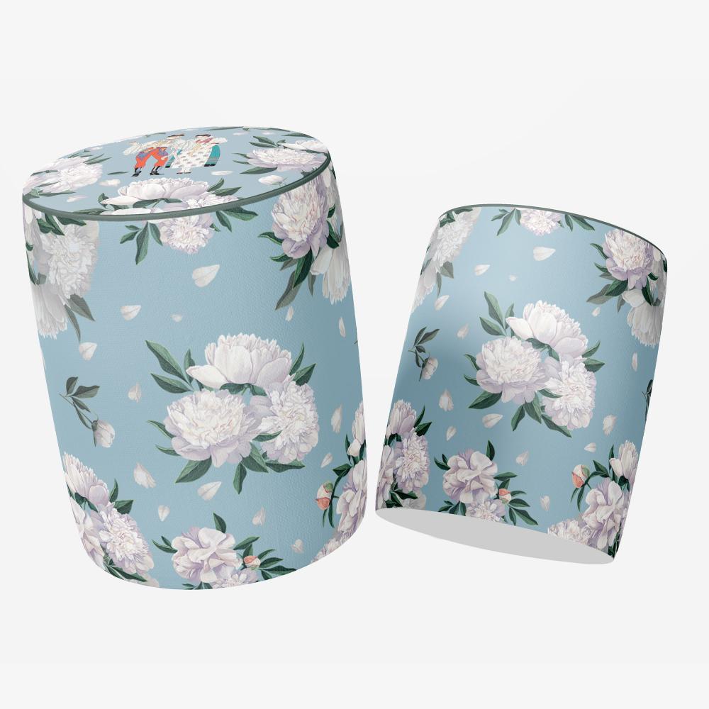 Blue-White Rose Puf